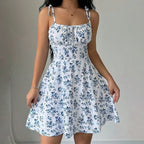Flora - Vestido Mini de Tirantes con Estampado Floral