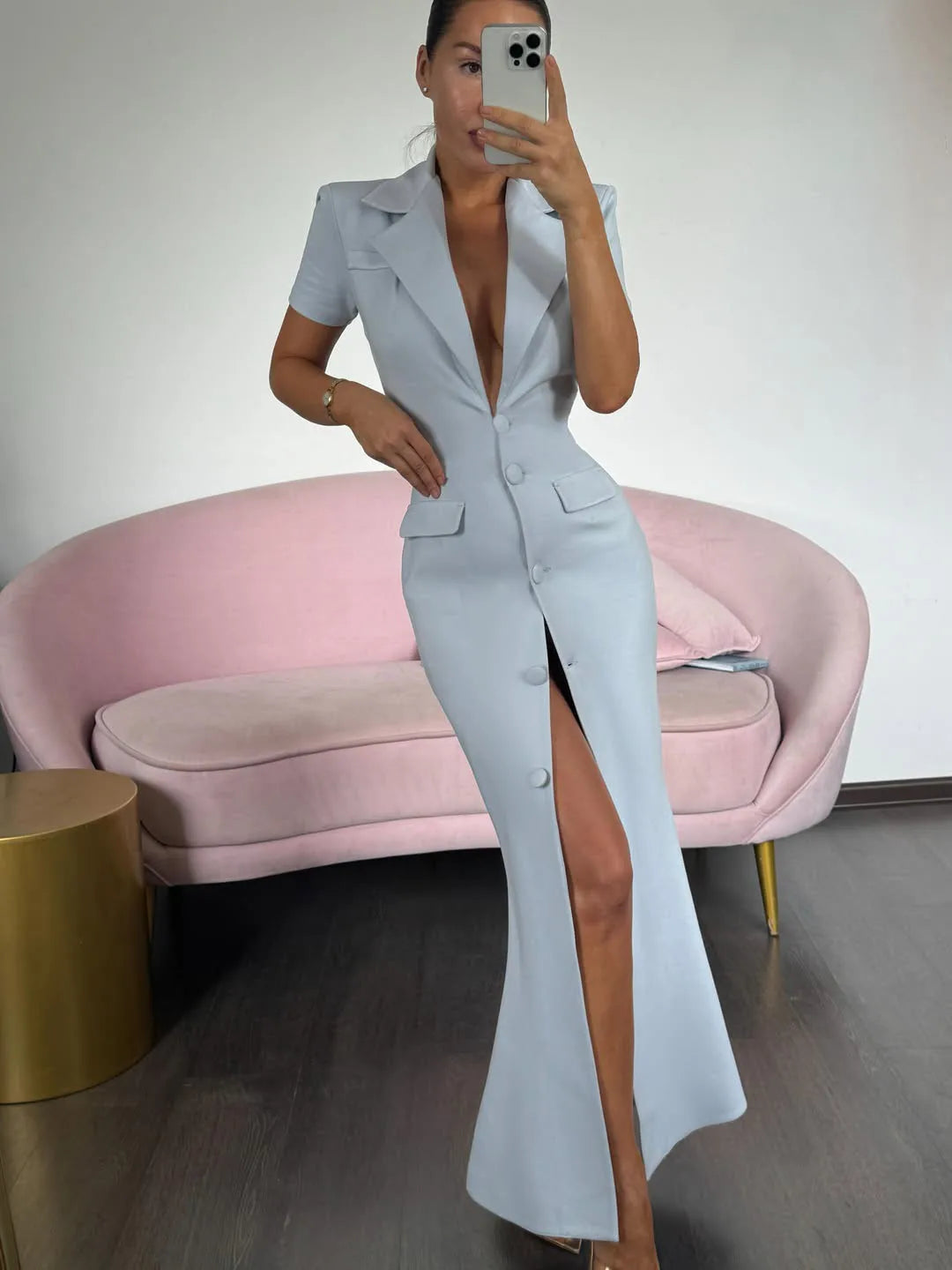 Victoria - Vestido Largo Elegante con Cuello Solapa y Abertura
