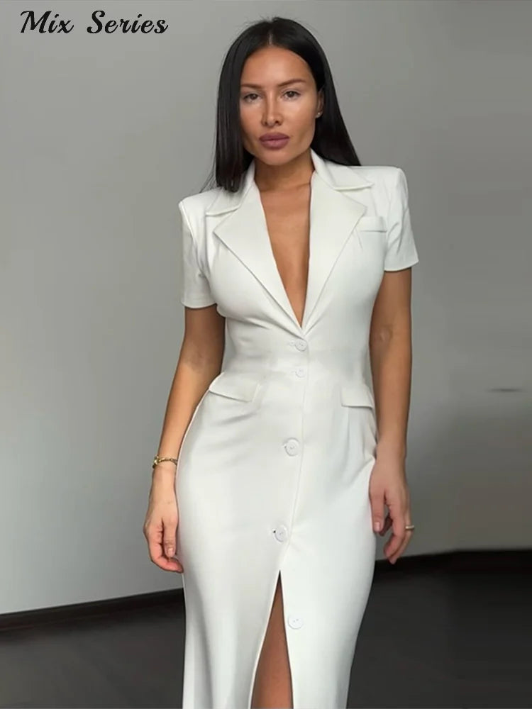 Victoria - Vestido Largo Elegante con Cuello Solapa y Abertura